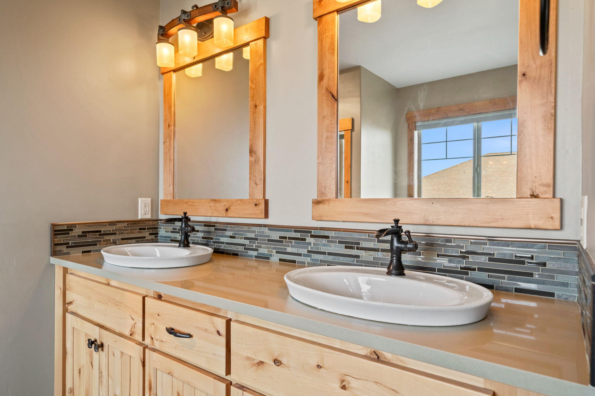 Ridge At Eagle Crest - Residential