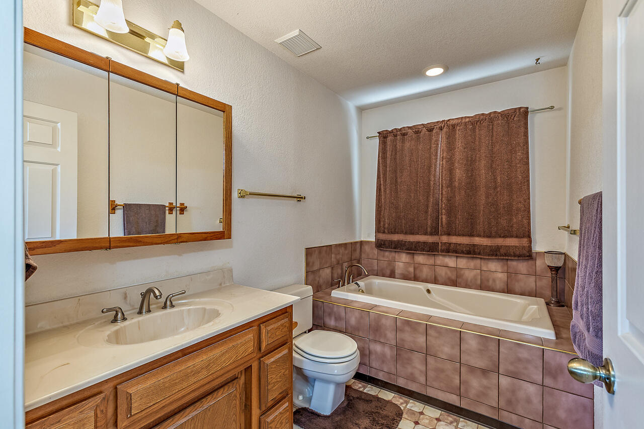 Knollwood Country Estates - Residential