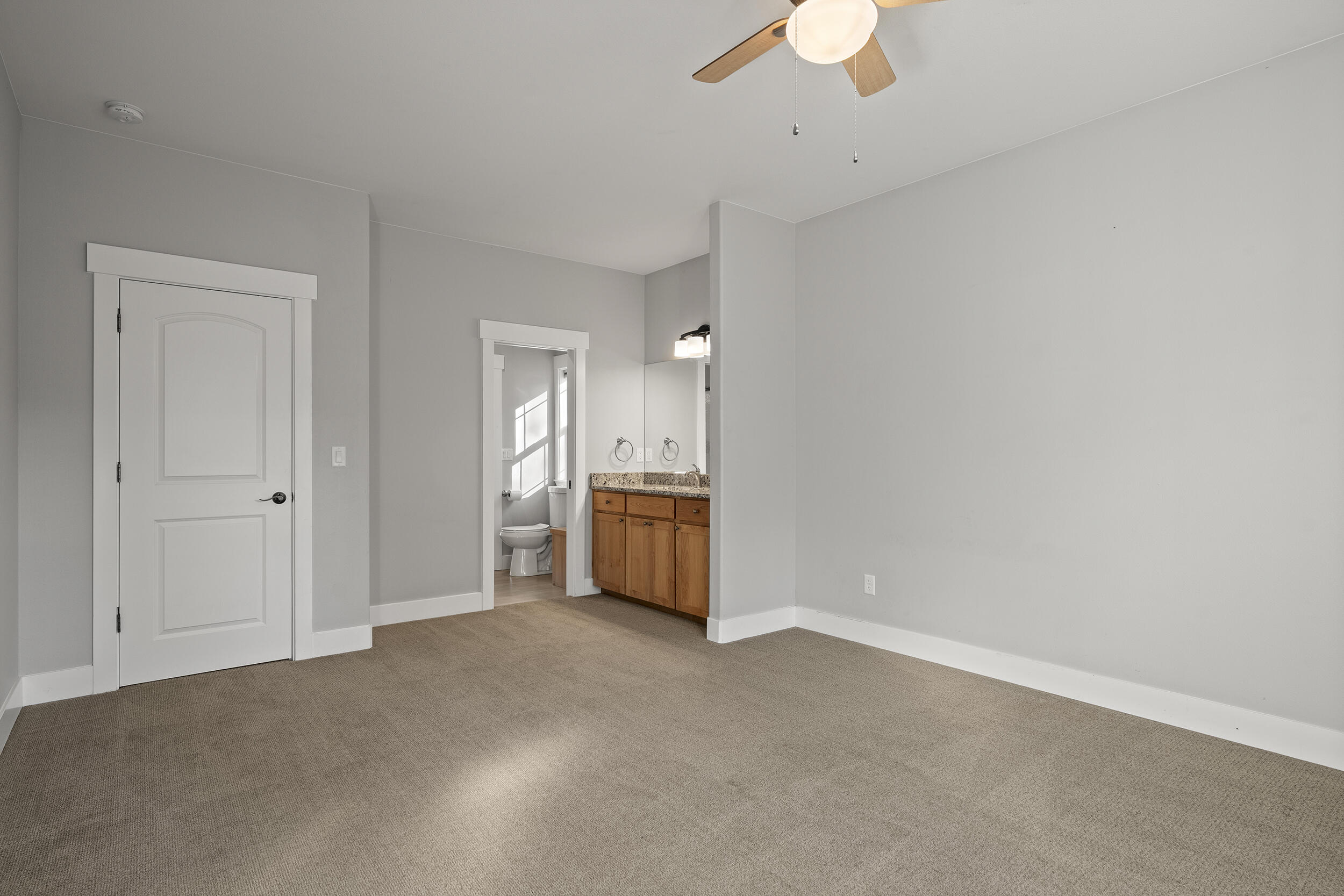 Cw Reeve Resort - Residential