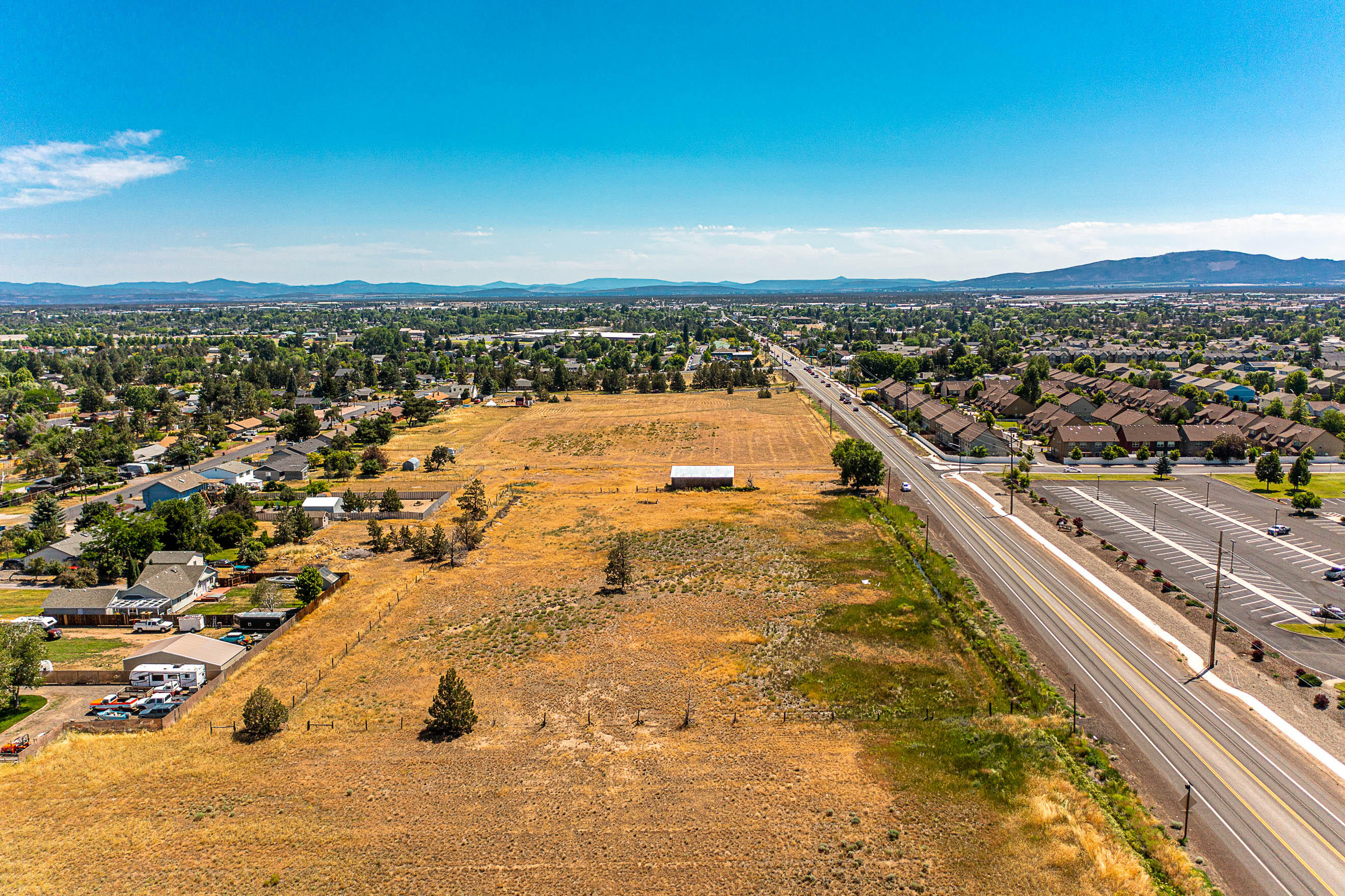 3131 SW Highland Avenue
