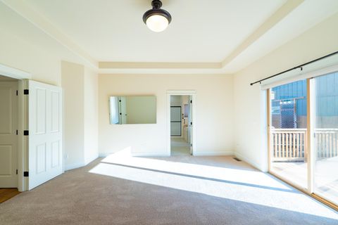 Tiny photo for 1752 NW Upas Avenue, Redmond, OR 97756 (MLS # 220212245)