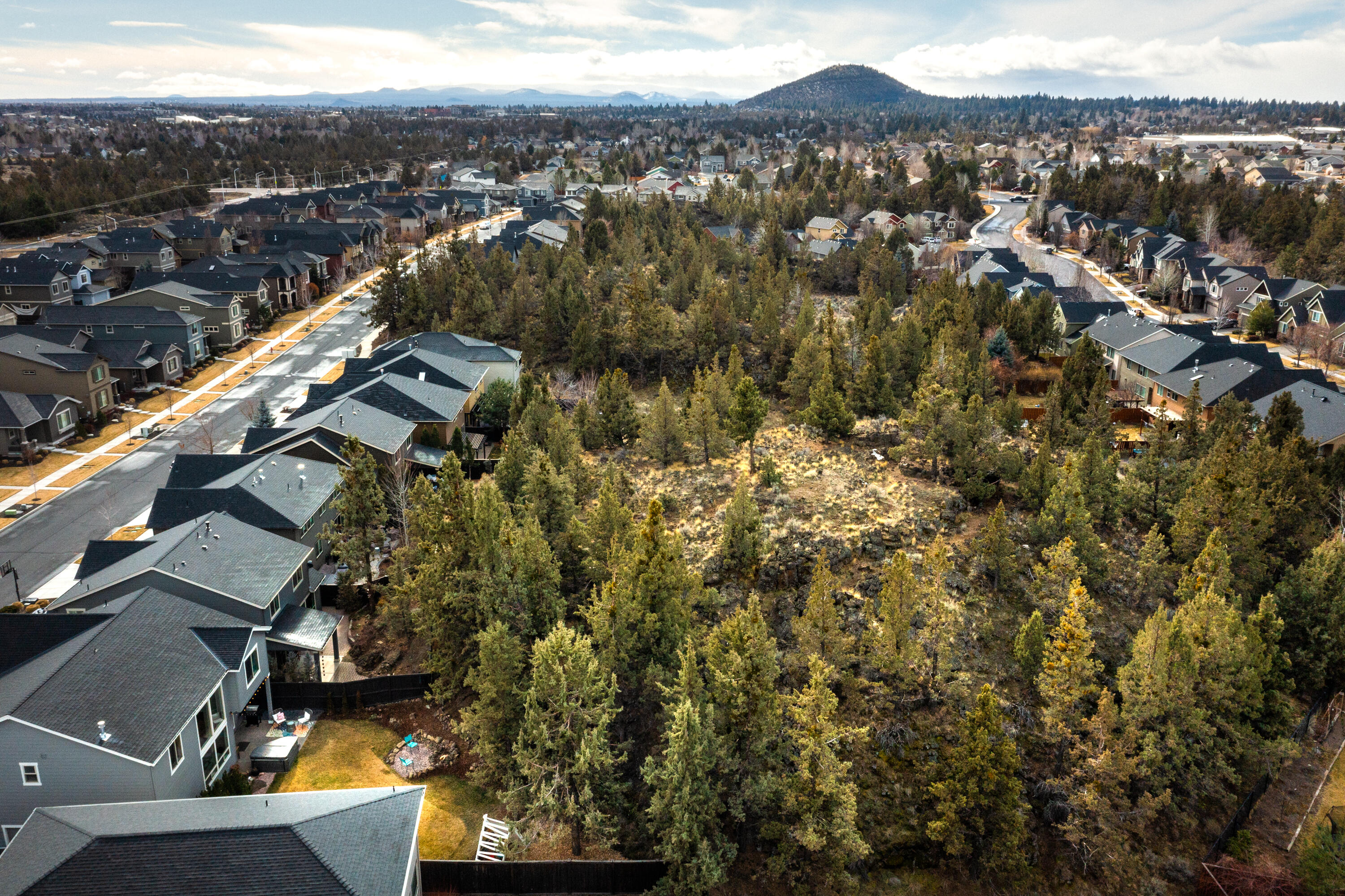 Lava Ridges - Residential