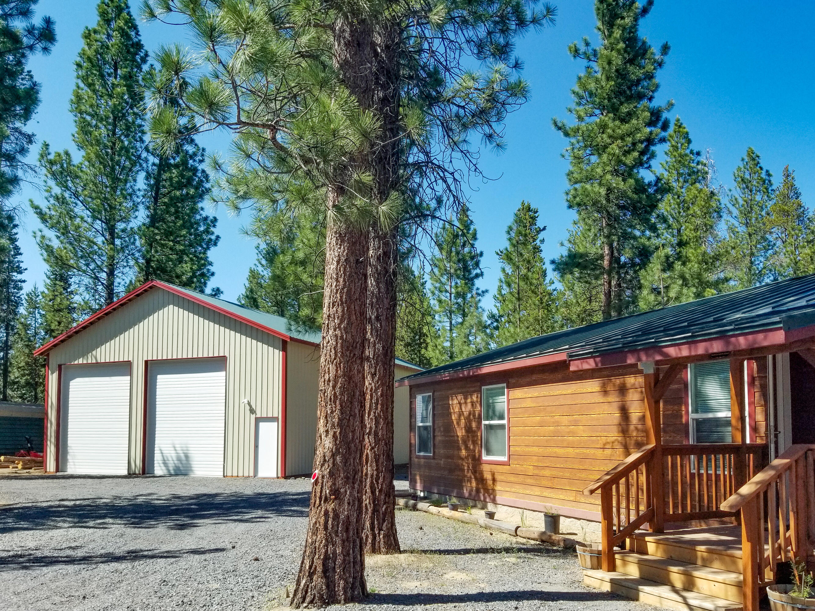 Wagon Trail Acreages - Residential