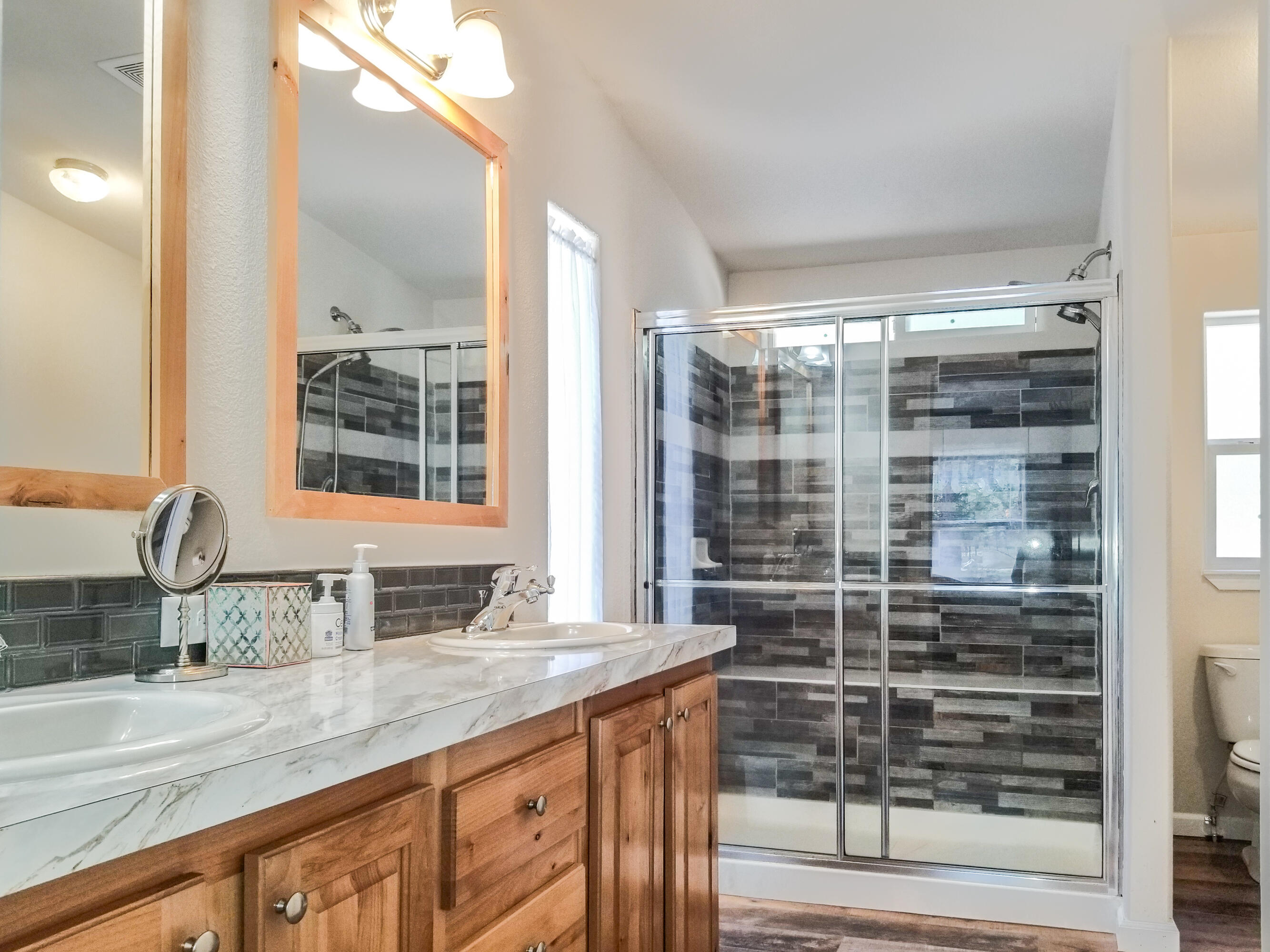 Wagon Trail Acreages - Residential