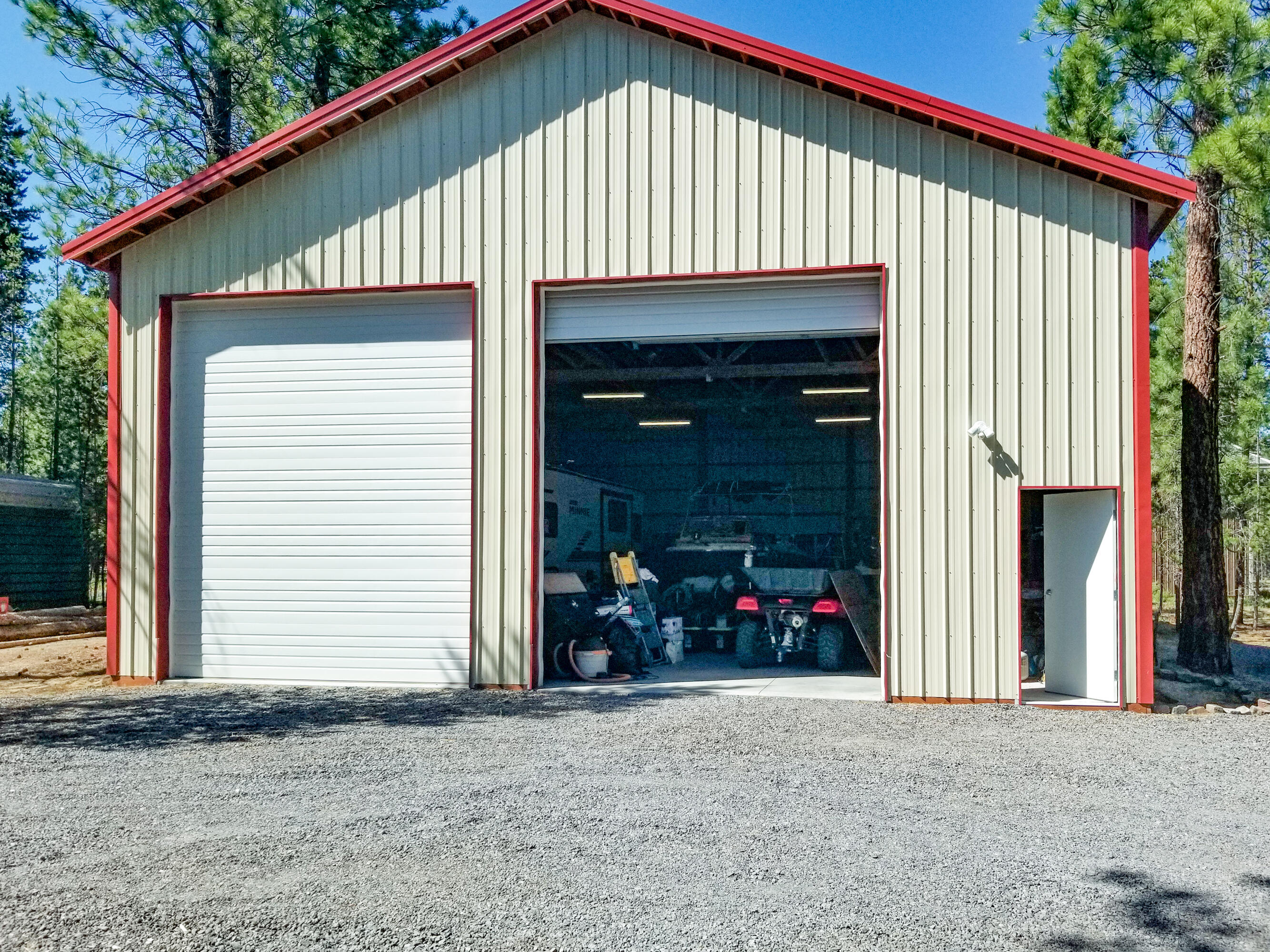 Wagon Trail Acreages - Residential