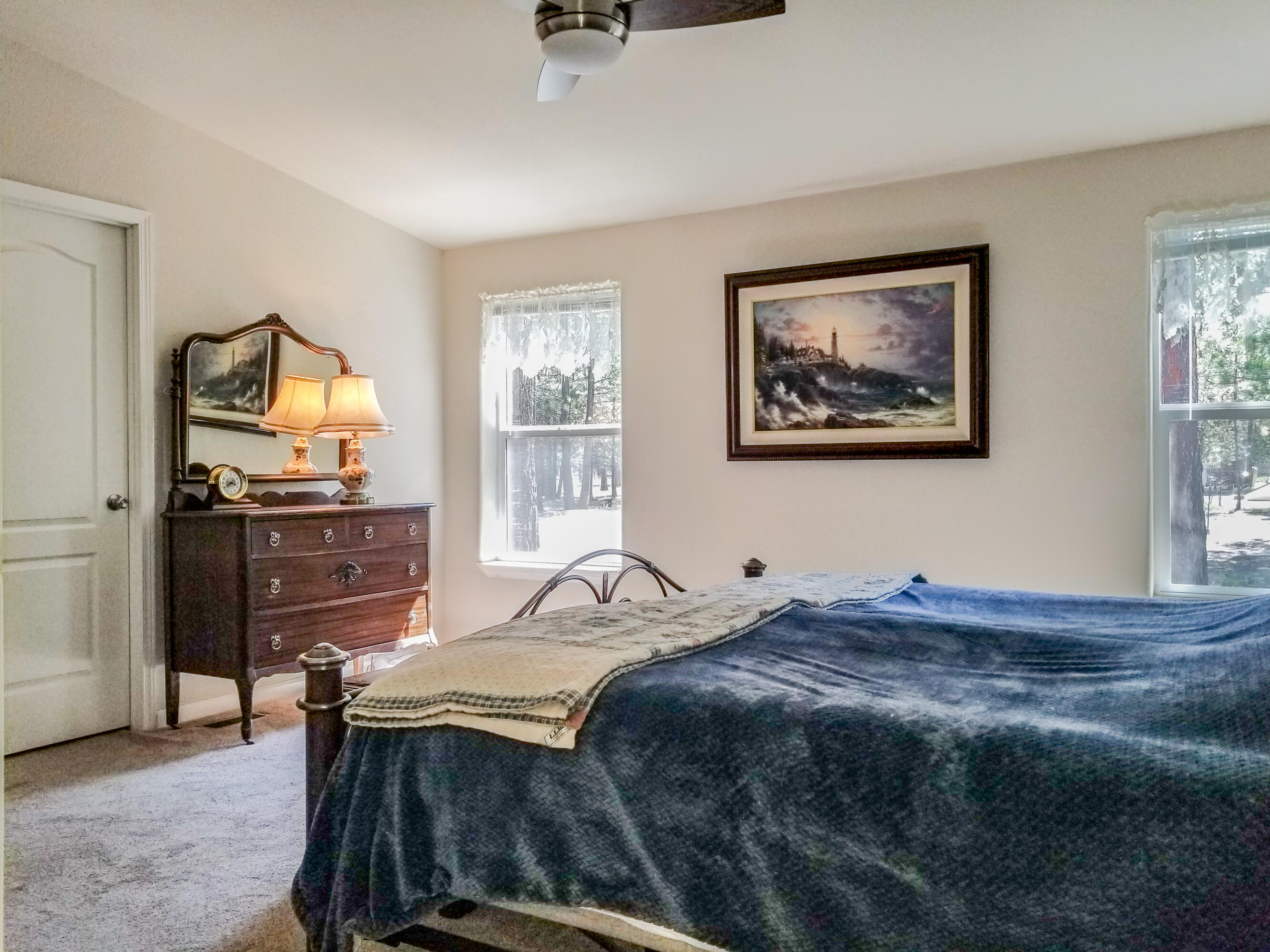 Wagon Trail Acreages - Residential