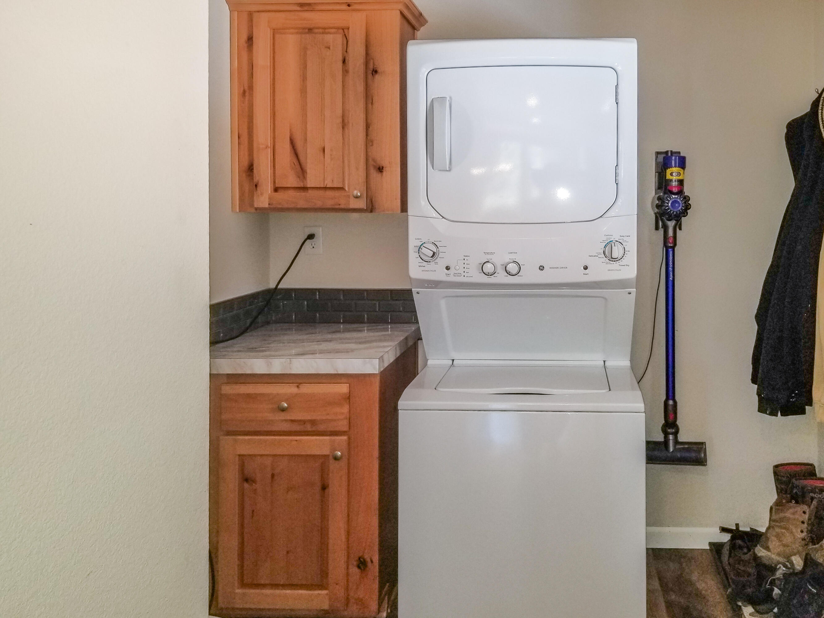 Wagon Trail Acreages - Residential