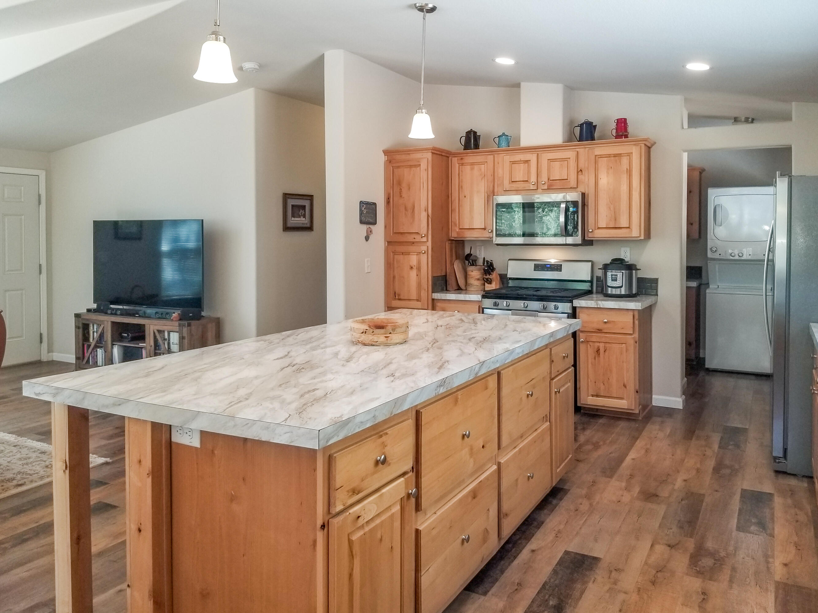 Wagon Trail Acreages - Residential