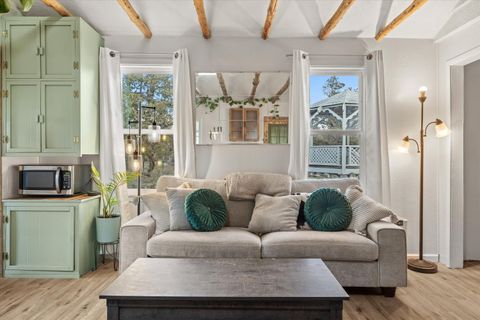 25315 Cultus Lane Bend OR 97701