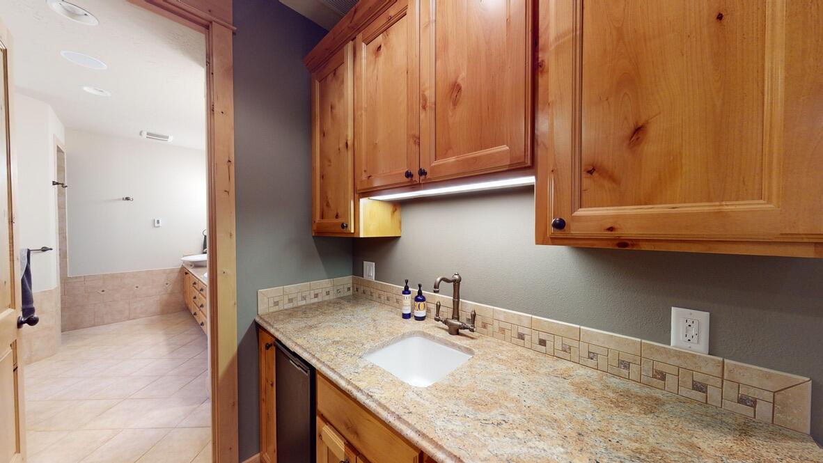 Squaw Creek Canyon - Residential