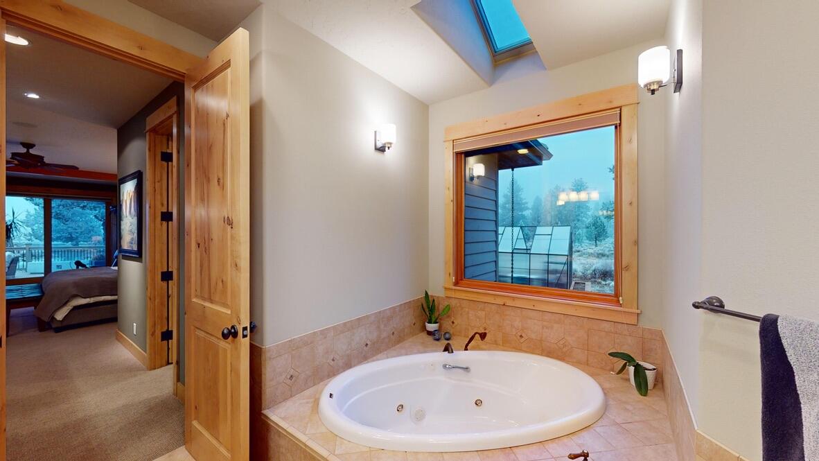 Squaw Creek Canyon - Residential