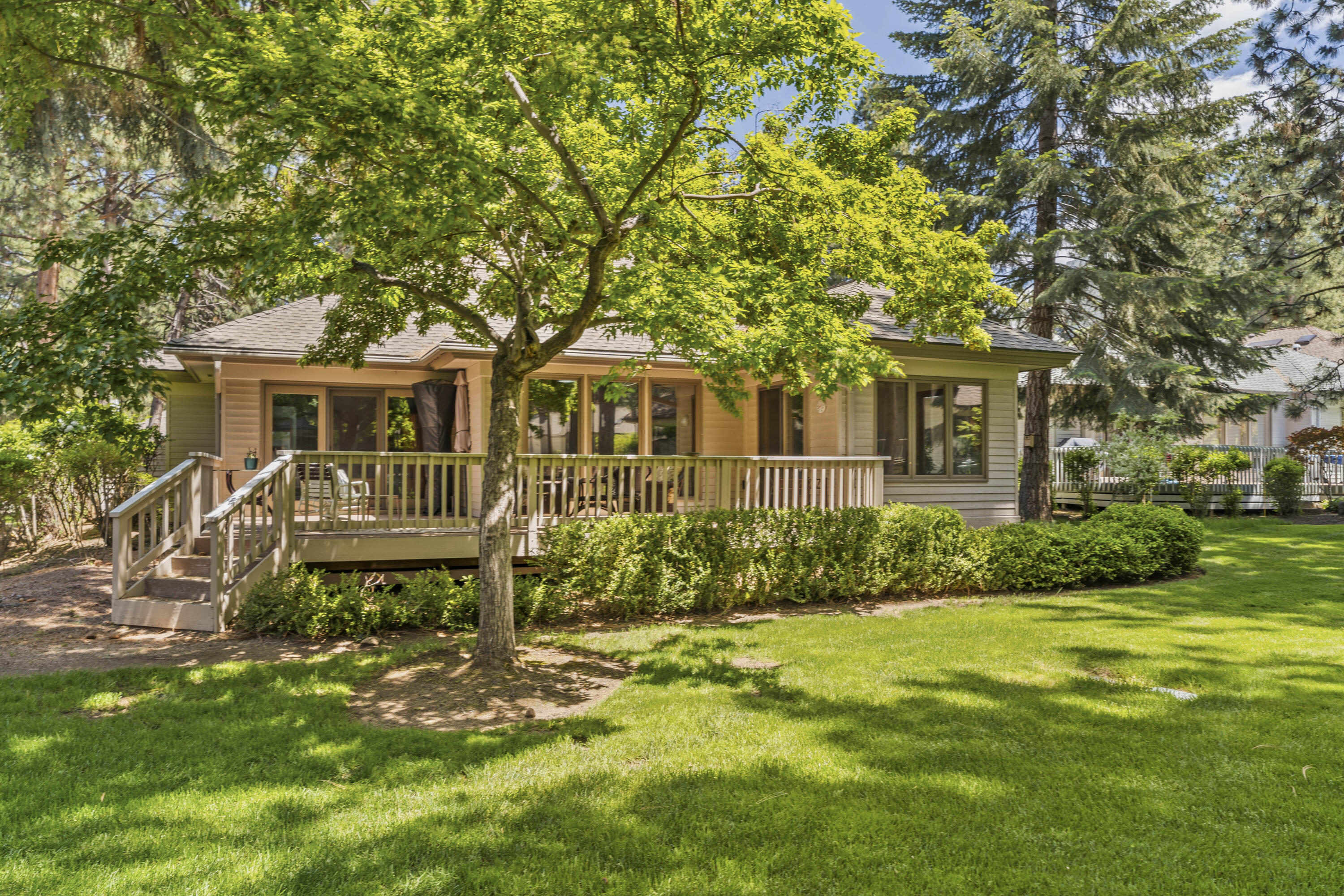 60816 Willow Creek Loop