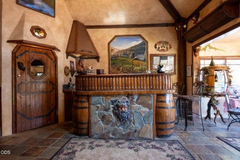 Tiny photo for 1329 Larson Road, Roseburg, OR 97471 (MLS # 220224503)