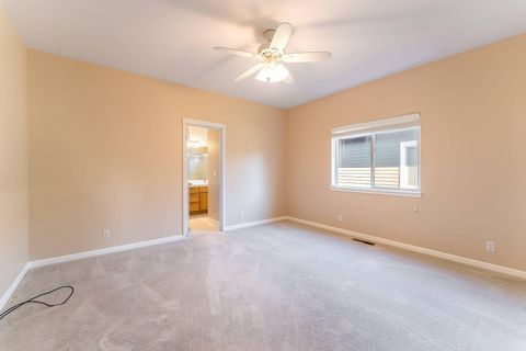 Tiny photo for 1751 NW Jackpine Avenue, Redmond, OR 97756 (MLS # 220213052)