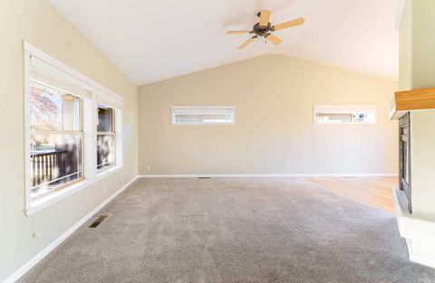 Tiny photo for 1751 NW Jackpine Avenue, Redmond, OR 97756 (MLS # 220213052)