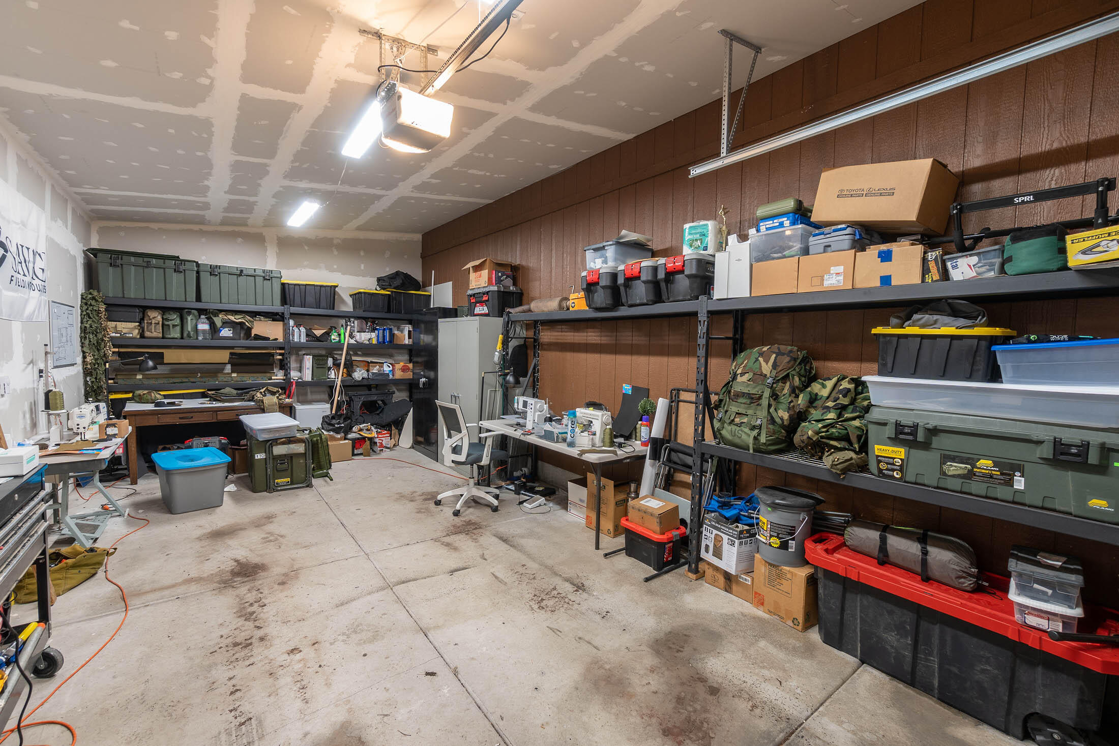 Pinewood Country Est - Residential