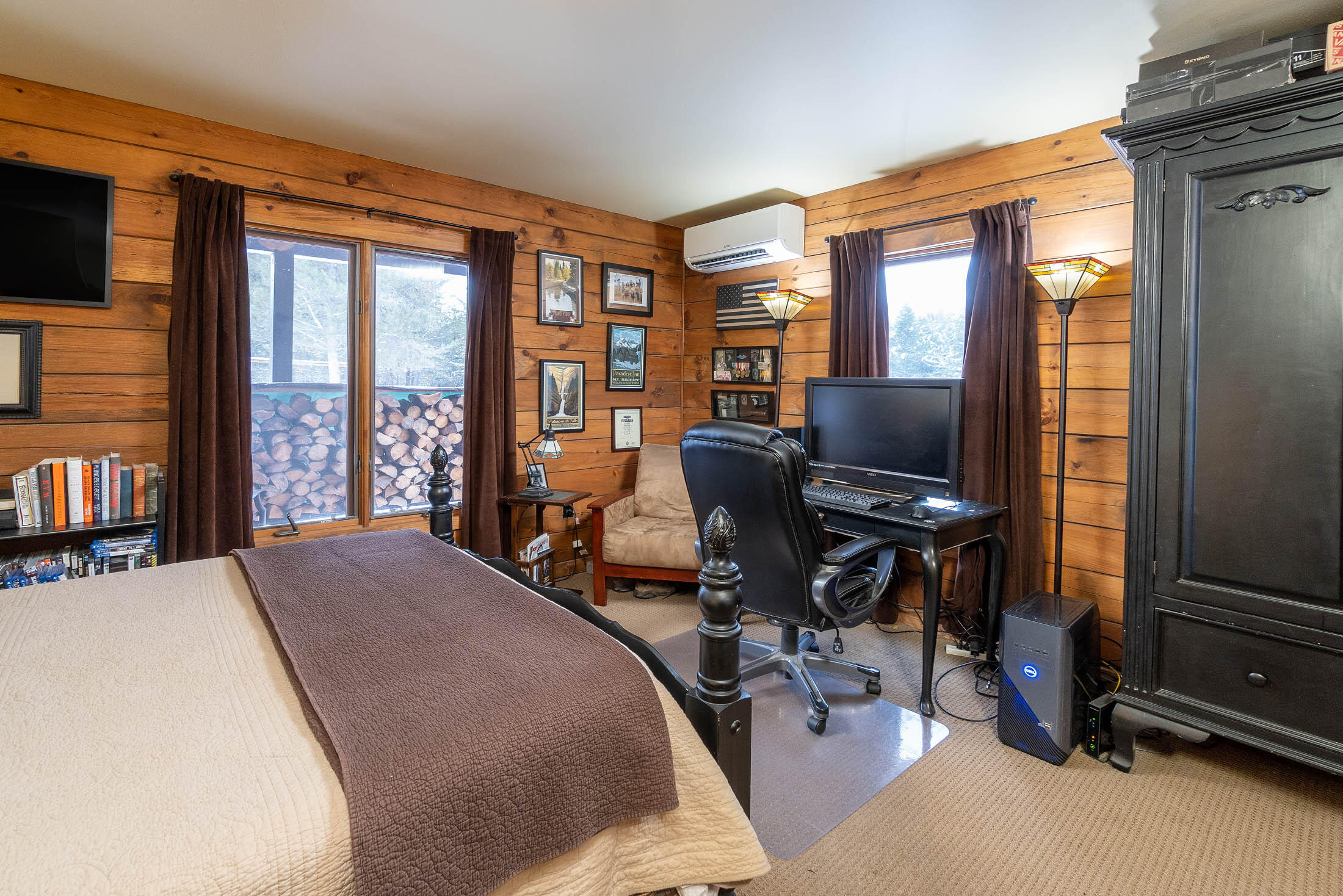 Pinewood Country Est - Residential