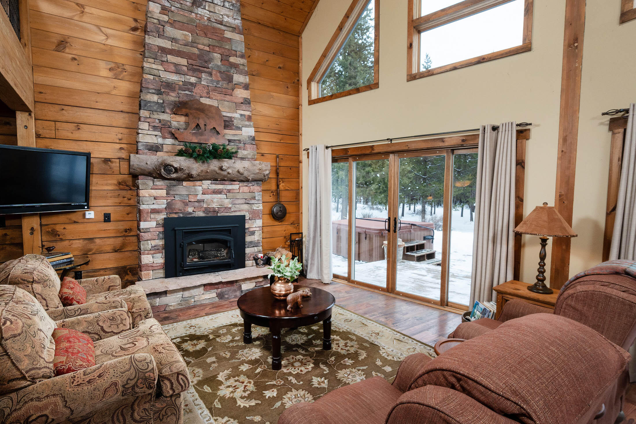 Pinewood Country Est - Residential