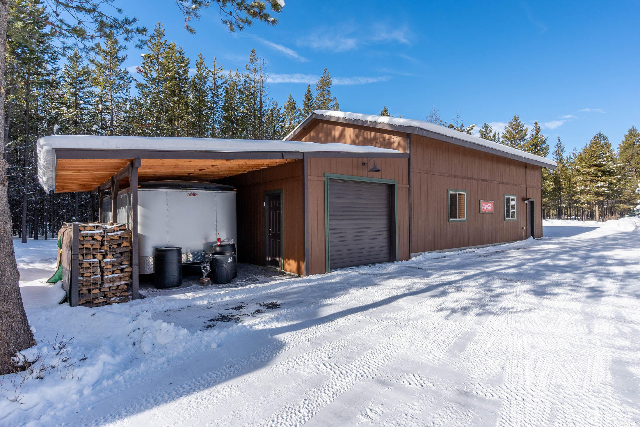 Pinewood Country Est - Residential