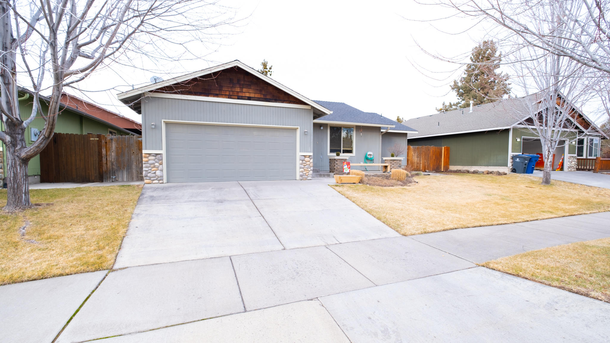 Paulina Peaks - Residential