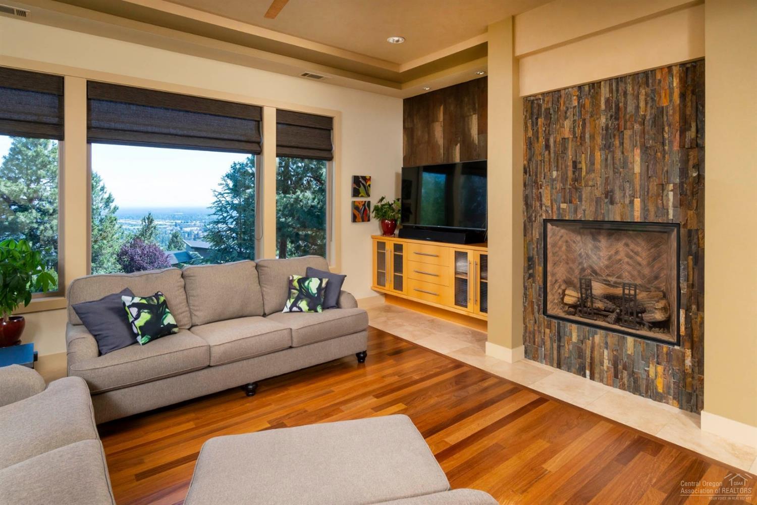 Awbrey Village - Residential