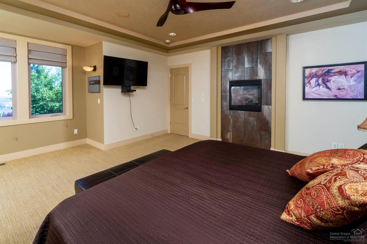 Awbrey Village - Residential