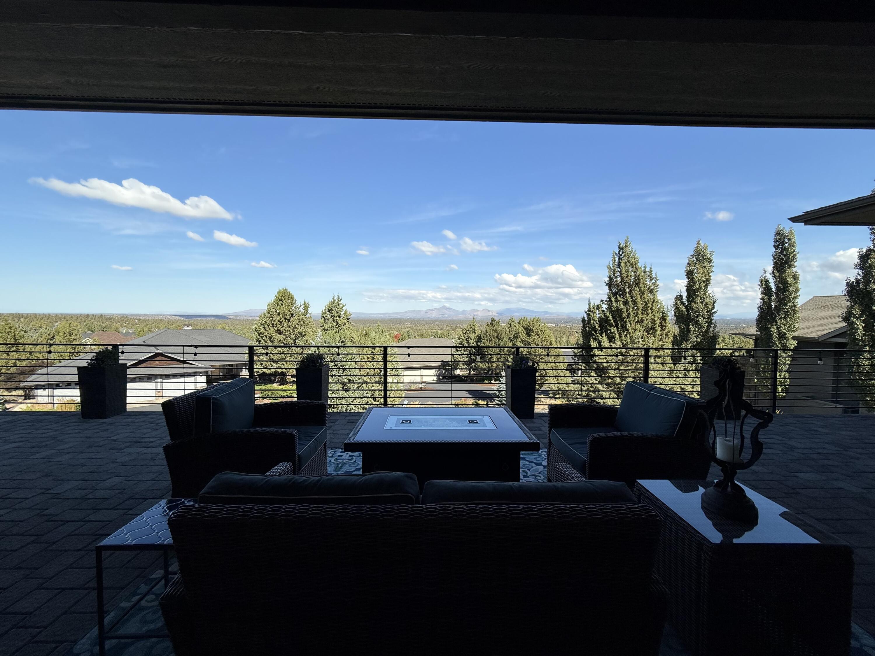 10175 Sundance Ridge Loop