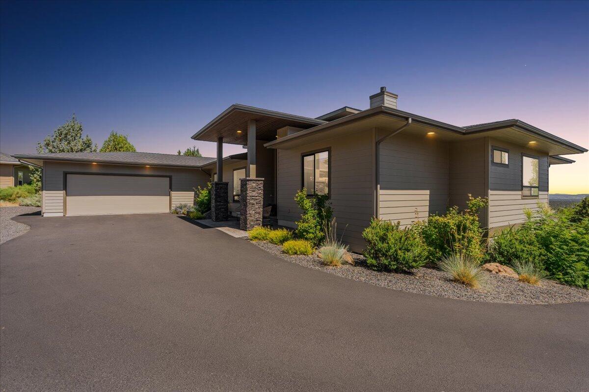 10175 Sundance Ridge Loop