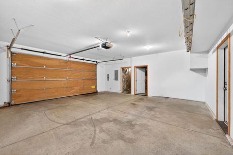 Tiny photo for 13314 Hawks Beard, Black Butte Ranch, OR 97759 (MLS # 220213265)