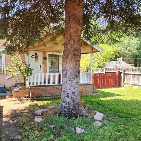 Tiny photo for 3236 Cannon Avenue, Klamath Falls, OR 97603 (MLS # 220220263)