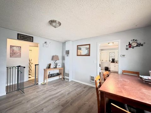 Tiny photo for 3236 Cannon Avenue, Klamath Falls, OR 97603 (MLS # 220220263)