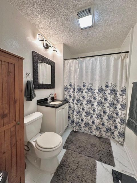 Tiny photo for 3236 Cannon Avenue, Klamath Falls, OR 97603 (MLS # 220220263)
