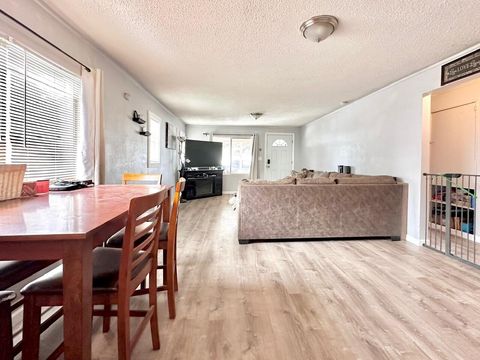 Tiny photo for 3236 Cannon Avenue, Klamath Falls, OR 97603 (MLS # 220220263)