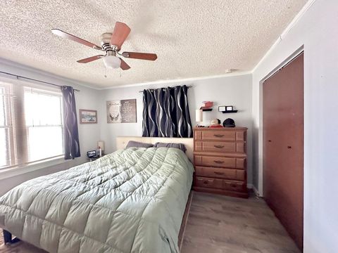 Tiny photo for 3236 Cannon Avenue, Klamath Falls, OR 97603 (MLS # 220220263)