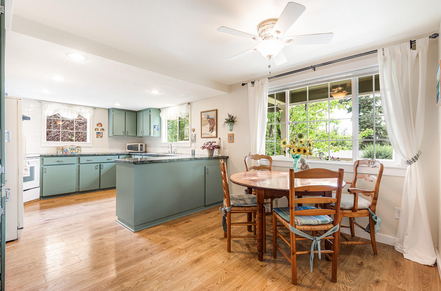 River Terrace - Residential