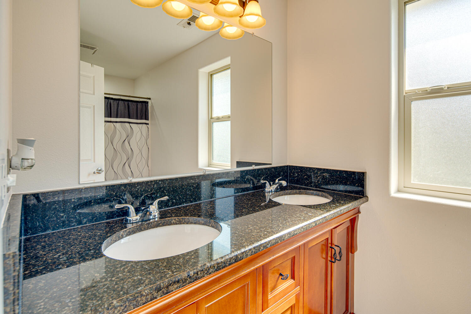 Ni Lah Sha Village - Residential