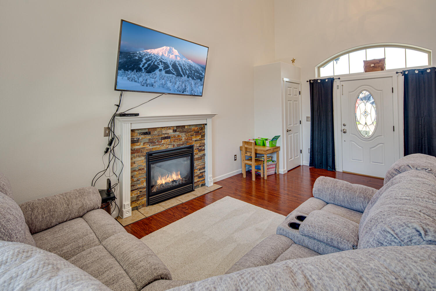 Ni Lah Sha Village - Residential