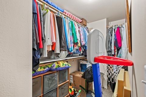 Tiny photo for 1250 Diamond Street, Medford, OR 97501 (MLS # 220212816)