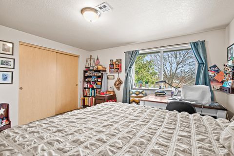 Tiny photo for 1250 Diamond Street, Medford, OR 97501 (MLS # 220212816)