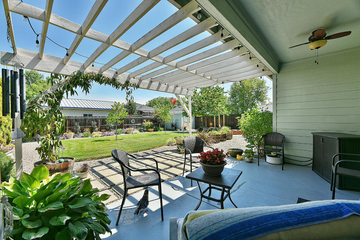 Snowy Butte Meadows - Residential