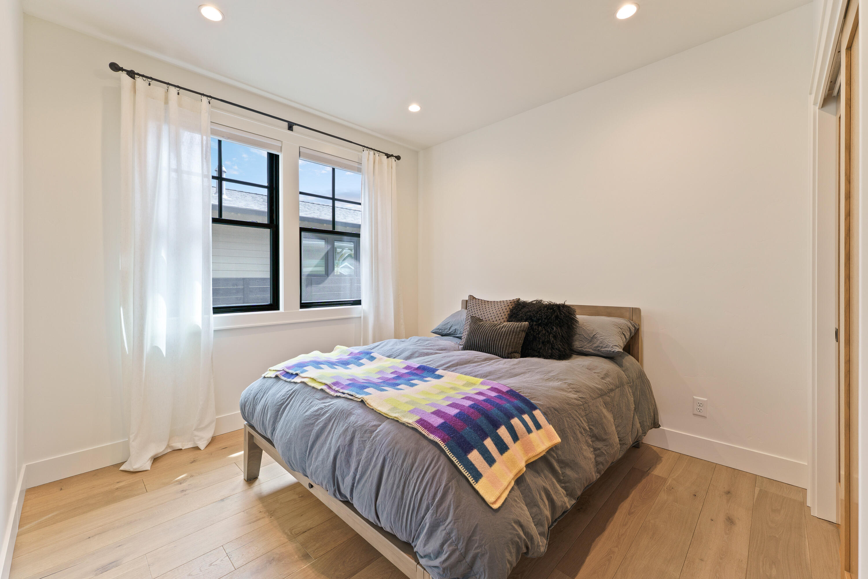 Discovery West Phase 3 - Residential