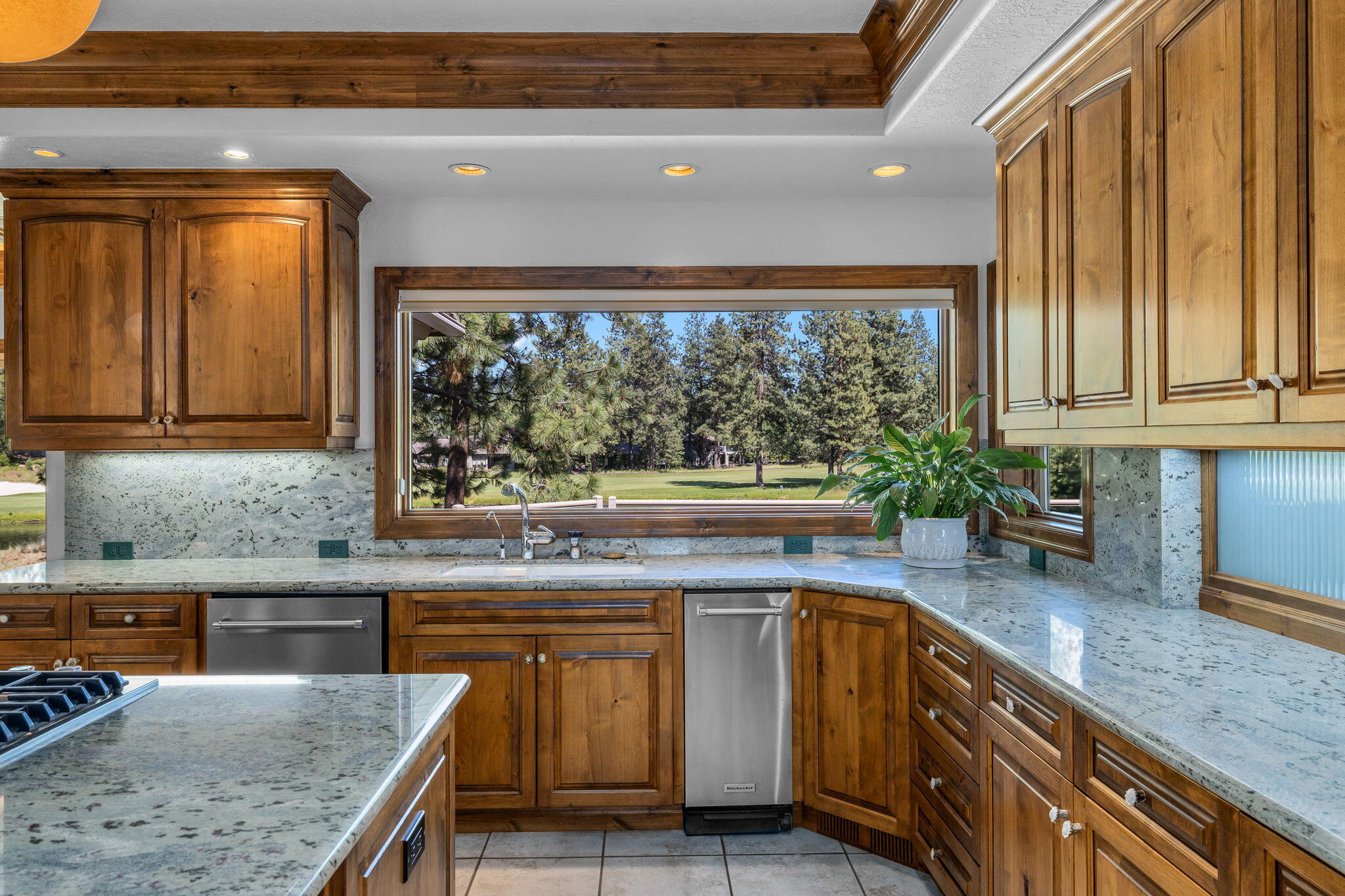 Broken Top - Residential