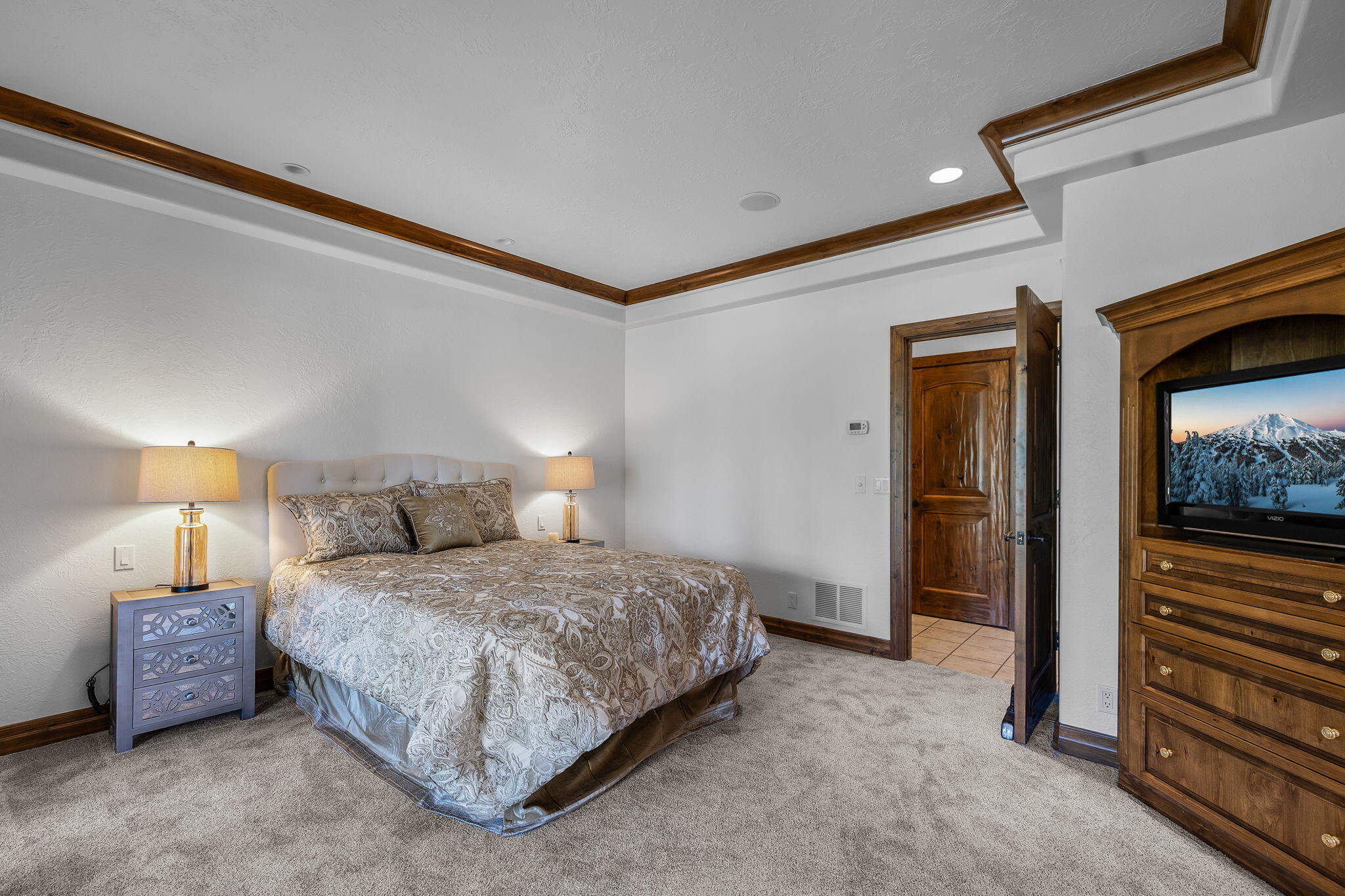 Broken Top - Residential