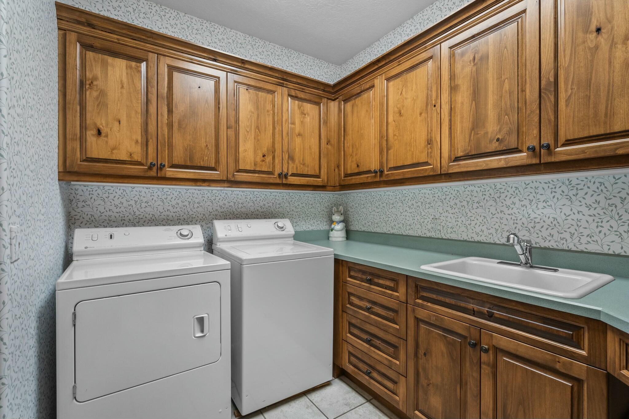 Broken Top - Residential