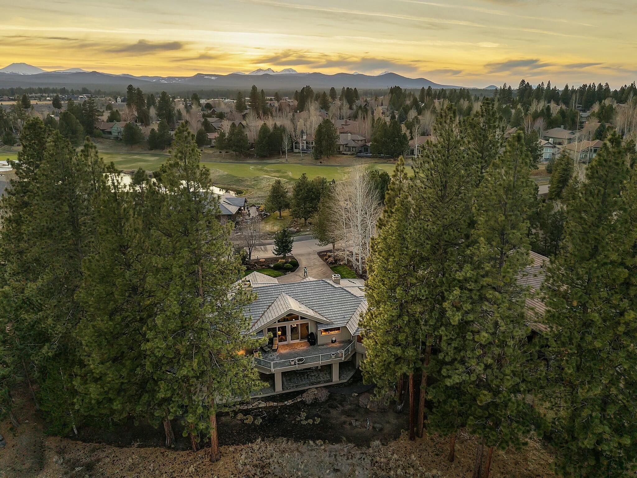Broken Top - Residential
