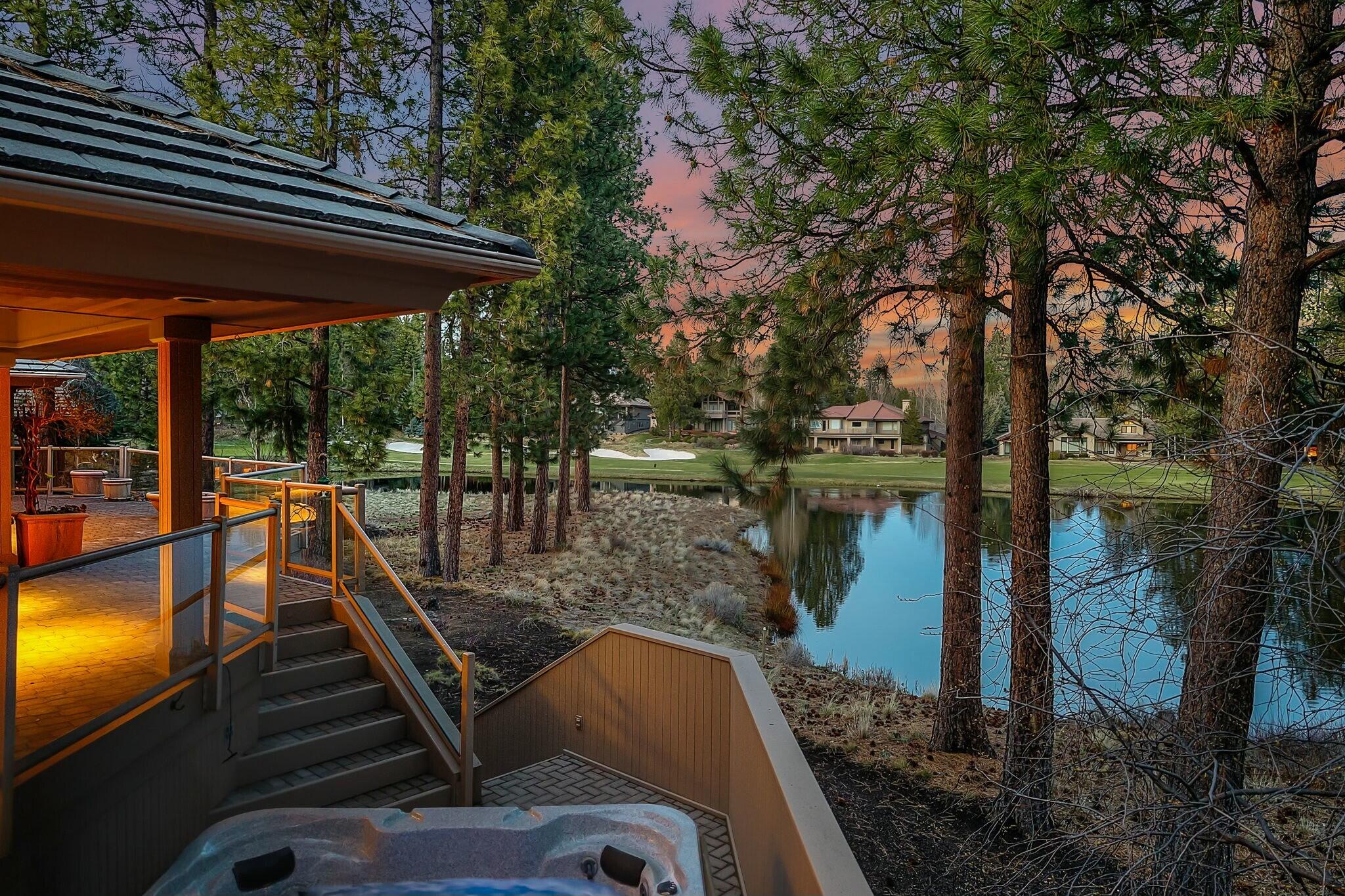 Broken Top - Residential