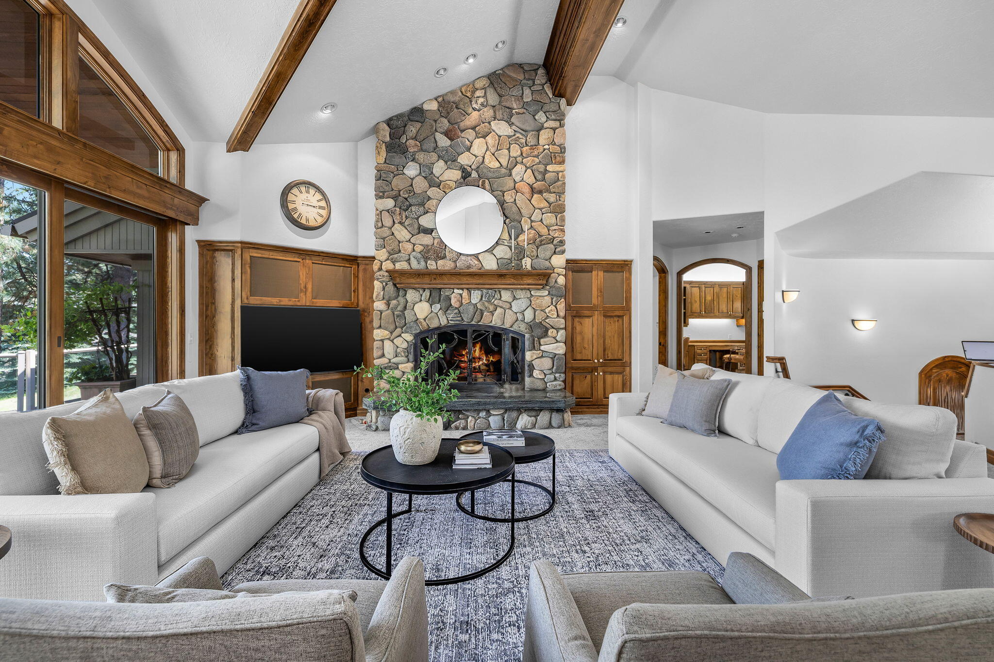 Broken Top - Residential