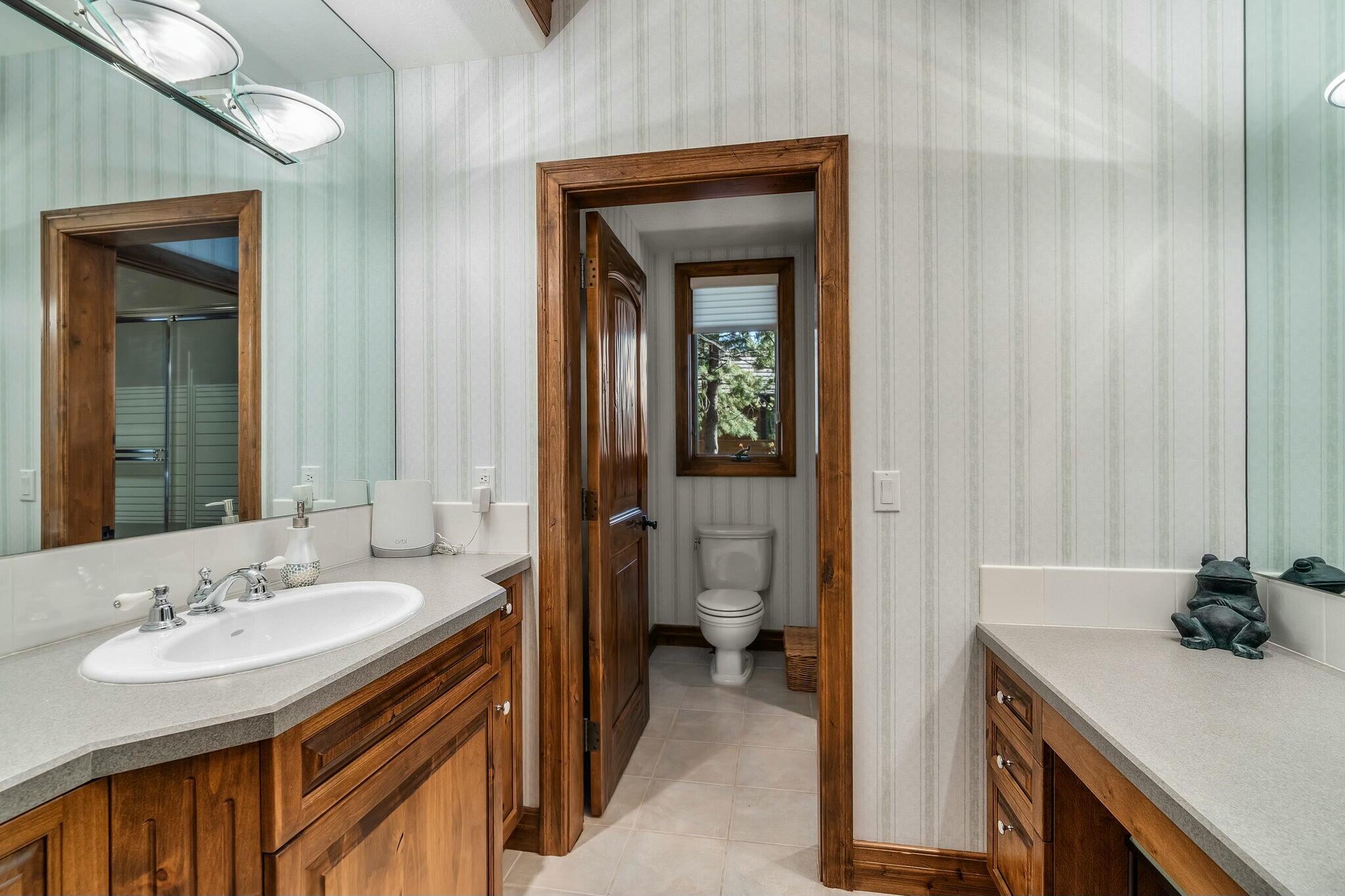 Broken Top - Residential