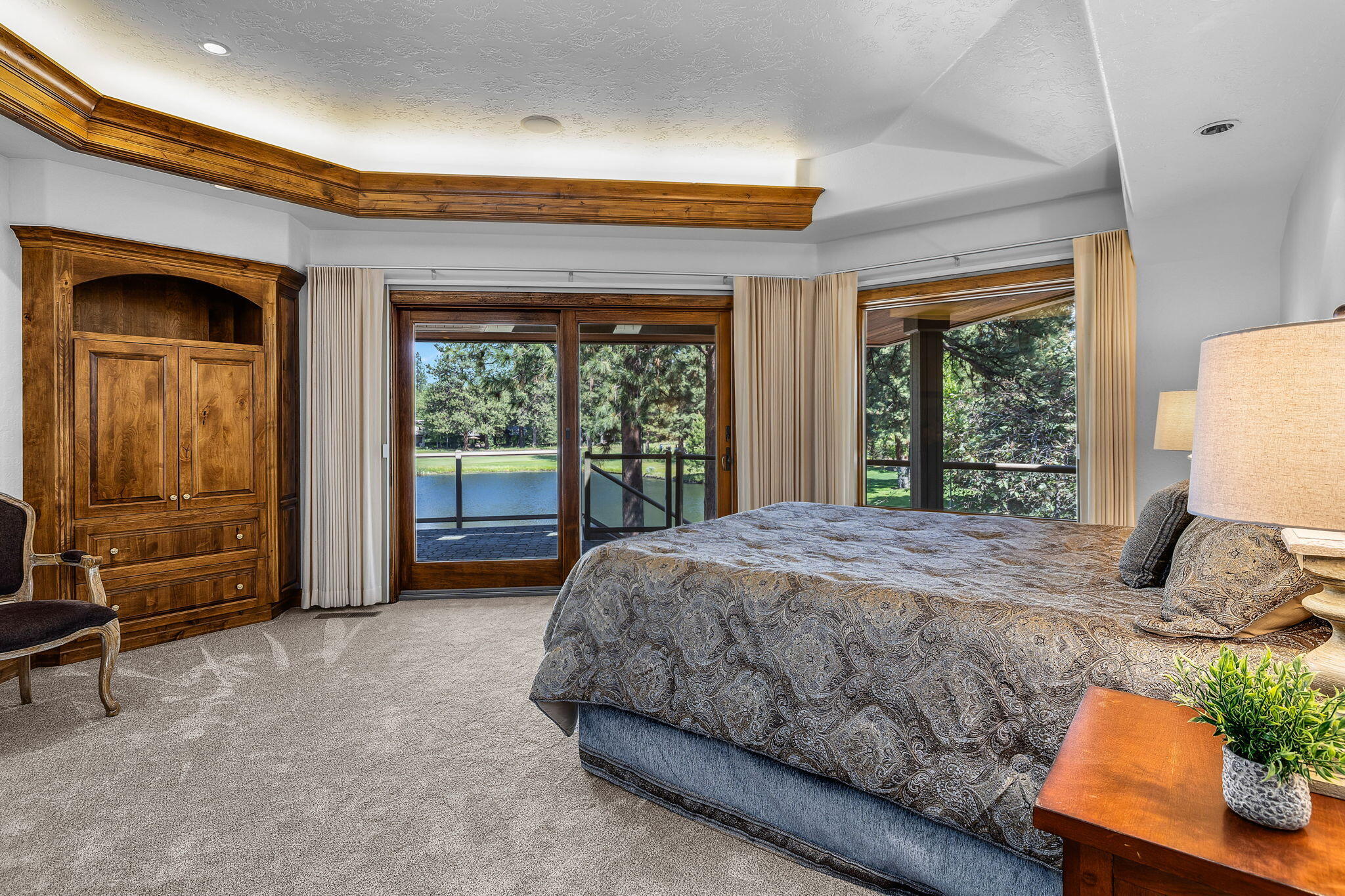 Broken Top - Residential