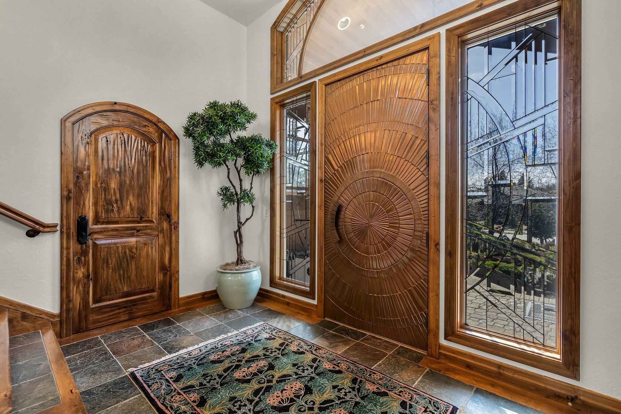 Broken Top - Residential